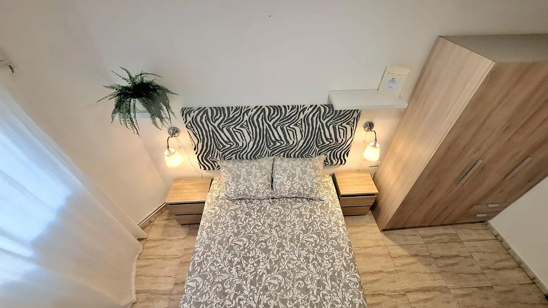 아파트 Apartamento Con Habitaciones Compartidas 오스피탈레트 데 요브레가트 스페인
